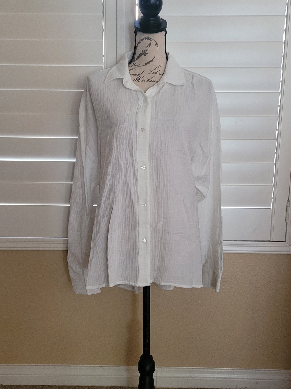 LOFT White Cotton Gauze Button Down Shirt Size M Sample